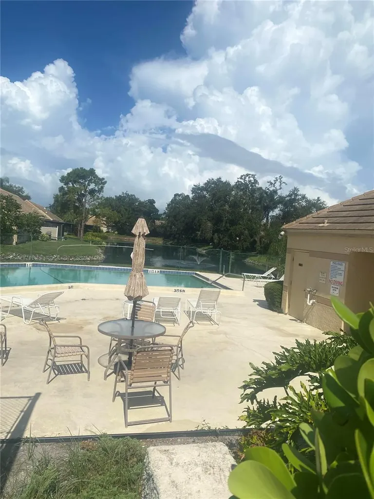 5712 34th Court W Bradenton FL 34210