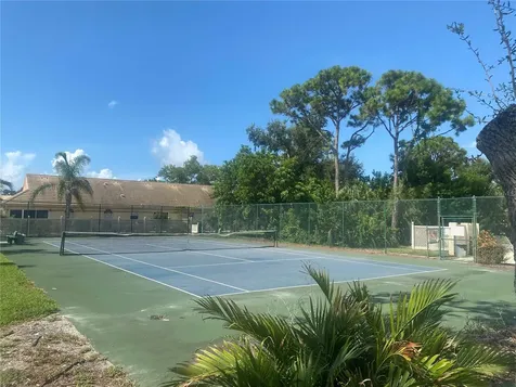5712 34th Court W Bradenton FL 34210