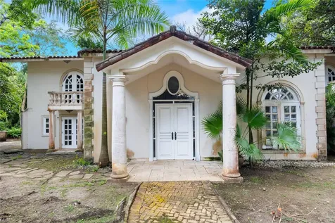 Urb. San Patricio Rivera Ferrer Street Guaynabo PR 00966