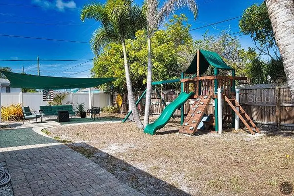 1 Caroll Circle Englewood FL 34223