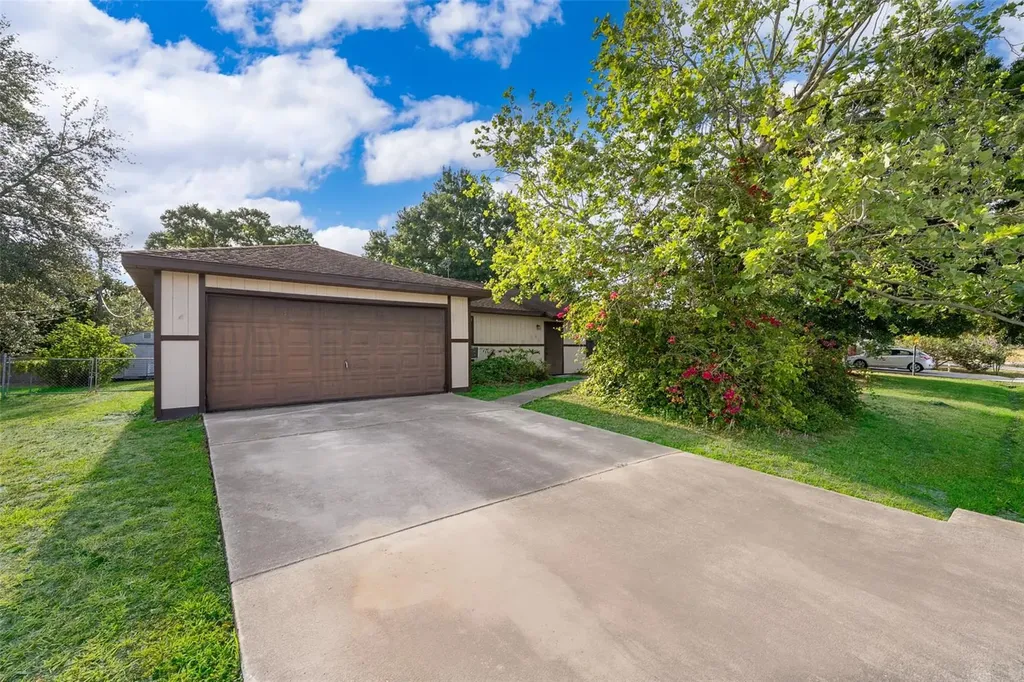 721 Highland Avenue NW Palm Bay FL 32907