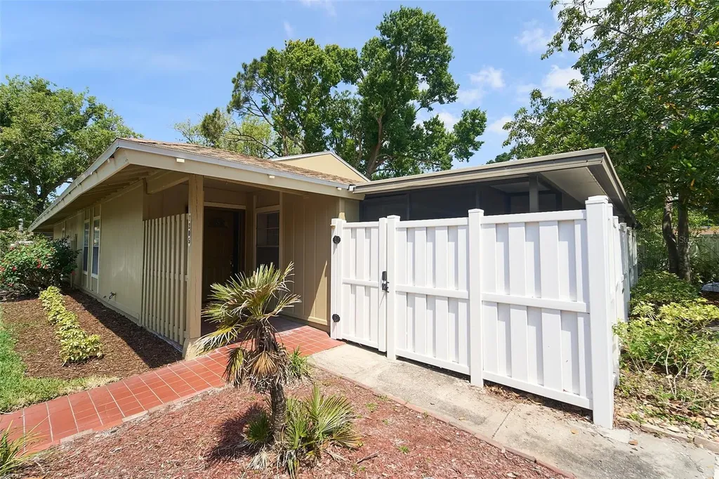 7205 San Luis Court Tampa FL 33634