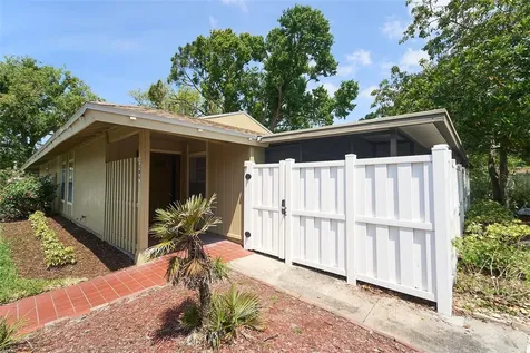 7205 San Luis Court Tampa FL 33634