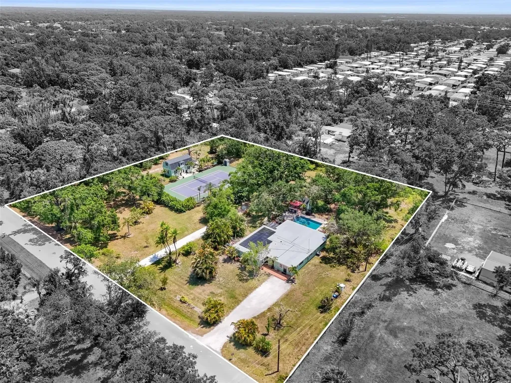 2910 49th Street Sarasota FL 34234