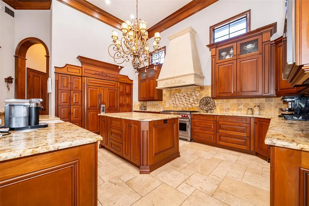 16020 Pendio Drive Bella Collina FL 34756