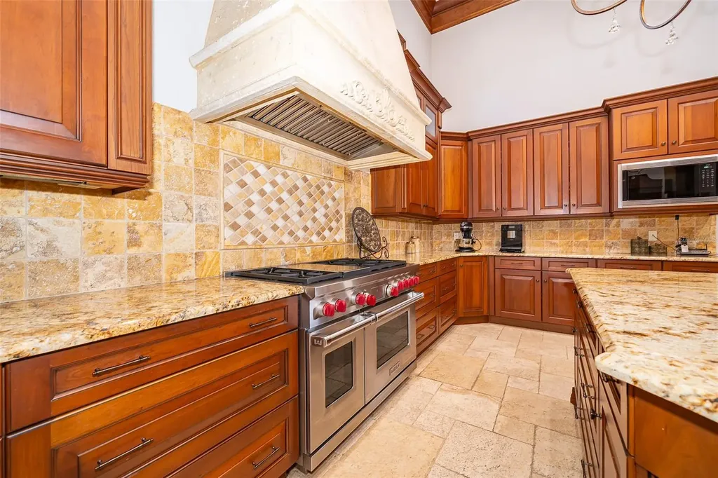 16020 Pendio Drive Bella Collina FL 34756