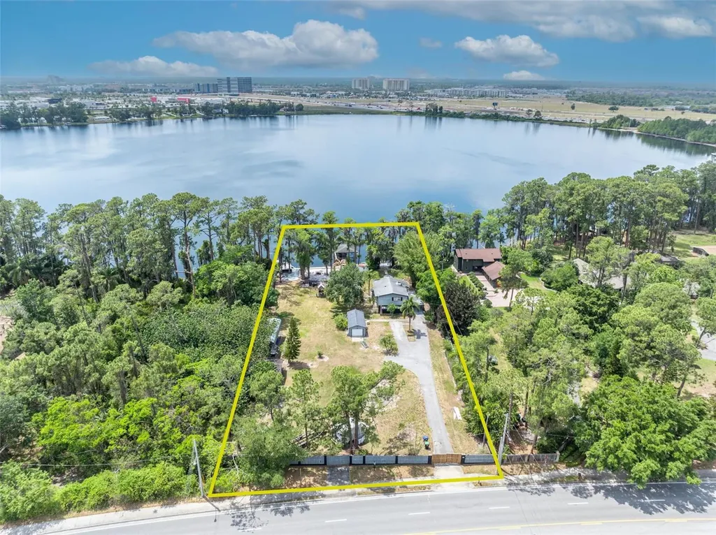 11424 Westwood Boulevard Orlando FL 32821