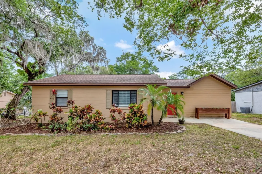150 Debary Drive Debary FL 32713