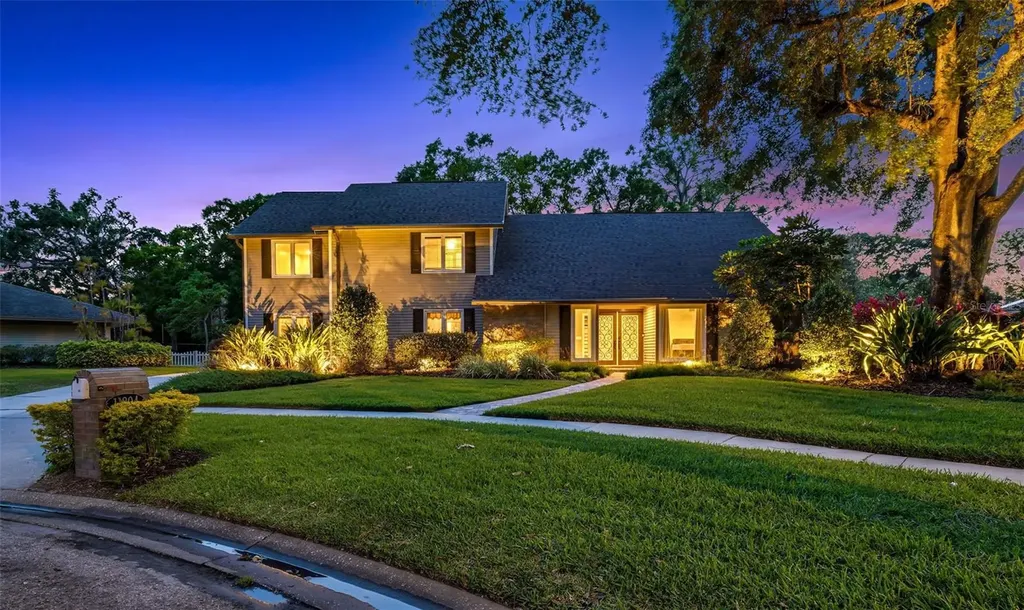 11804 Carrollwood Village Cove Tampa FL 33618