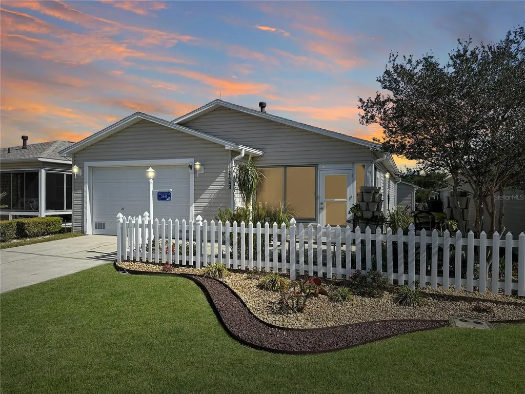2449 Kingstree Place The Villages FL 32162