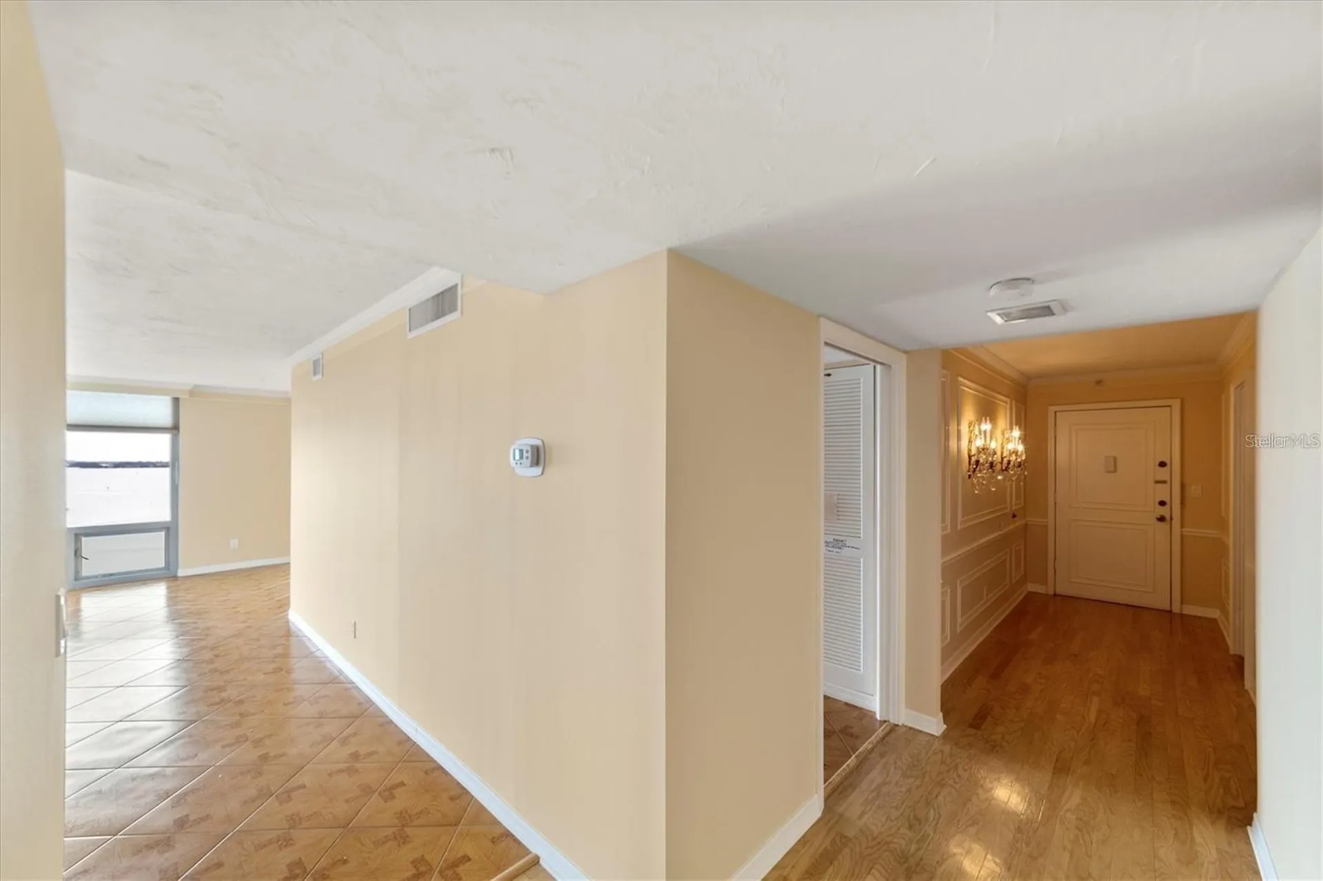 1111 N Gulfstream Avenue Sarasota FL 34236