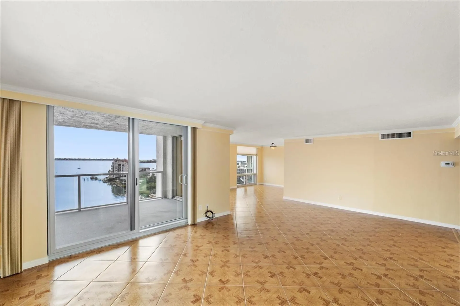 1111 N Gulfstream Avenue Sarasota FL 34236