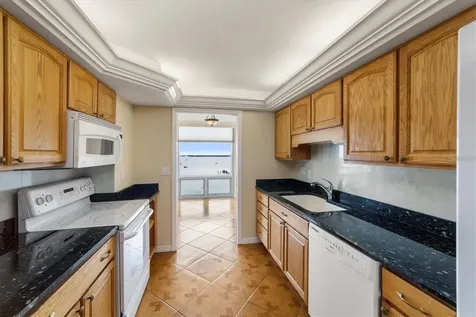 1111 N Gulfstream Avenue Sarasota FL 34236