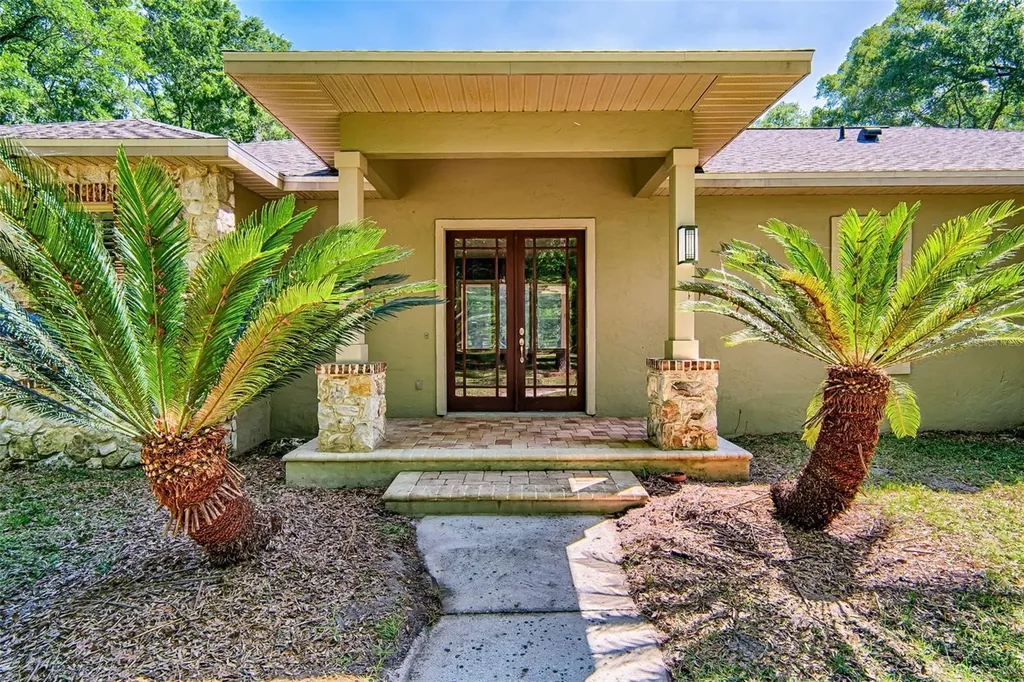 18442 SW 42nd Lane Newberry FL 32669