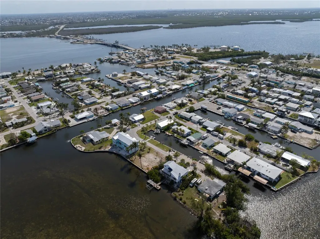 11476 May Street Matlacha FL 33993