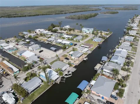 11476 May Street Matlacha FL 33993