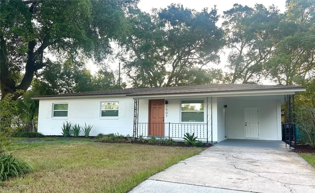 1507 Amaros Avenue Orlando FL 32811