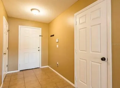 2453 Edgewater Falls Drive Brandon FL 33511