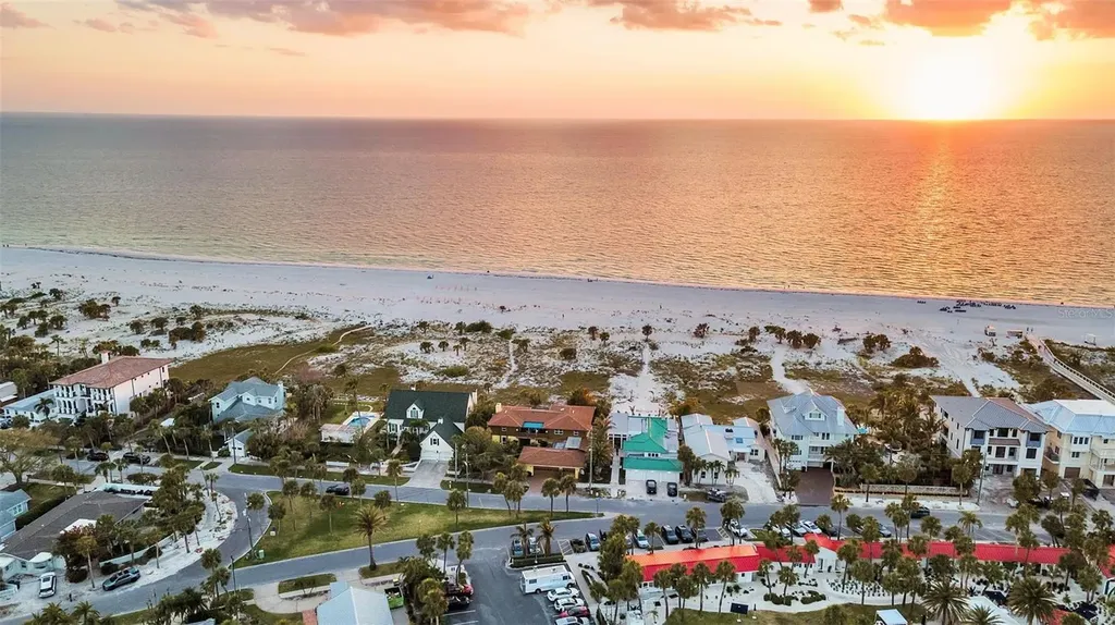 1058 Eldorado Avenue Clearwater Beach FL 33767