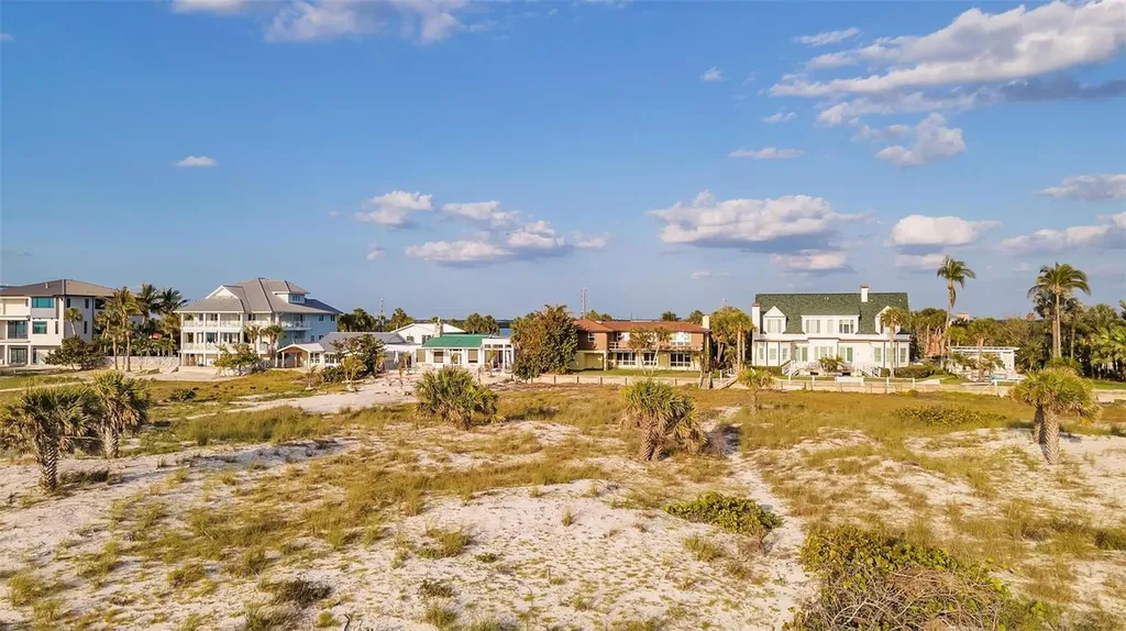 1058 Eldorado Avenue Clearwater Beach FL 33767