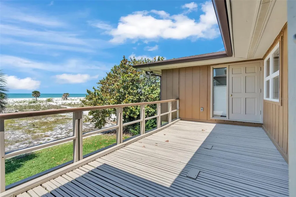 1058 Eldorado Avenue Clearwater Beach FL 33767