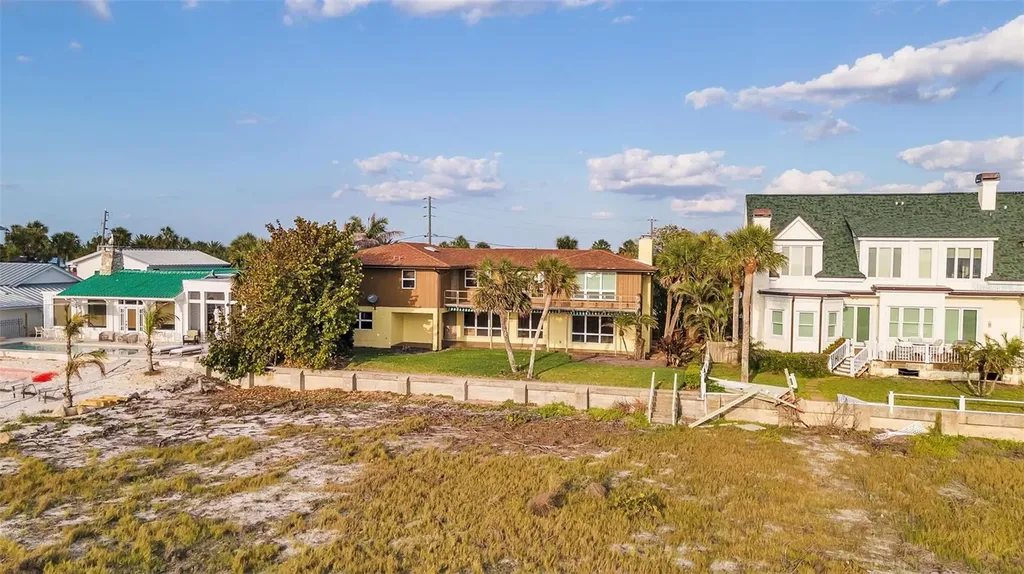 1058 Eldorado Avenue Clearwater Beach FL 33767
