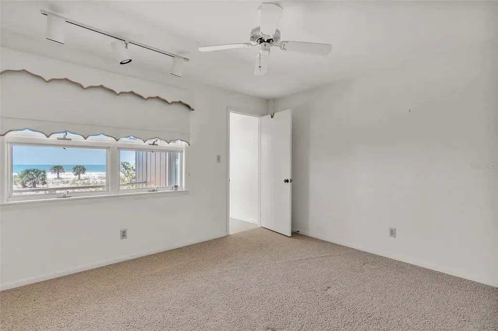 1058 Eldorado Avenue Clearwater Beach FL 33767
