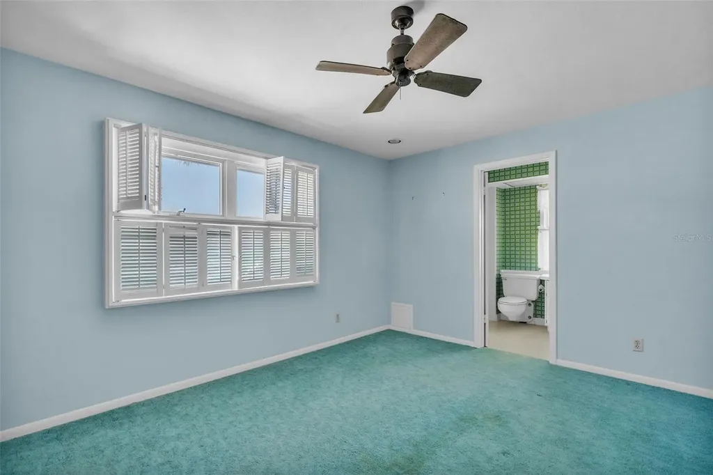 1058 Eldorado Avenue Clearwater Beach FL 33767