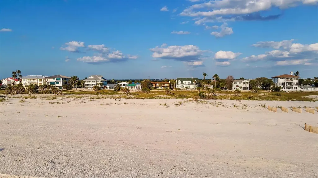 1058 Eldorado Avenue Clearwater Beach FL 33767
