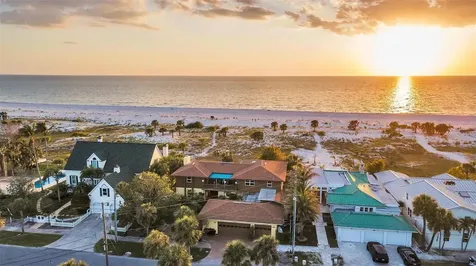 1058 Eldorado Avenue Clearwater Beach FL 33767