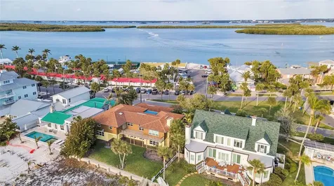 1058 Eldorado Avenue Clearwater Beach FL 33767