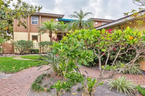 1058 Eldorado Avenue Clearwater Beach FL 33767