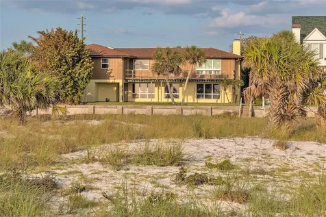 1058 Eldorado Avenue Clearwater Beach FL 33767