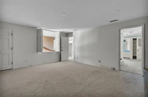 1058 Eldorado Avenue Clearwater Beach FL 33767