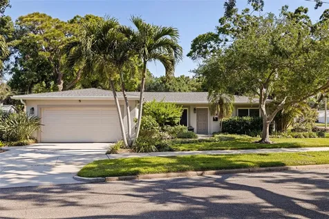 301 62nd Avenue S St Petersburg FL 33705