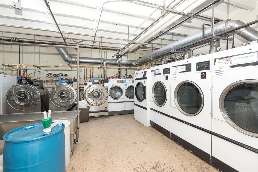 133 Main Street E Daytona Beach FL 32118