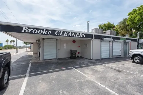 133 Main Street E Daytona Beach FL 32118