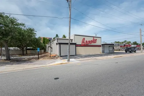 133 Main Street E Daytona Beach FL 32118
