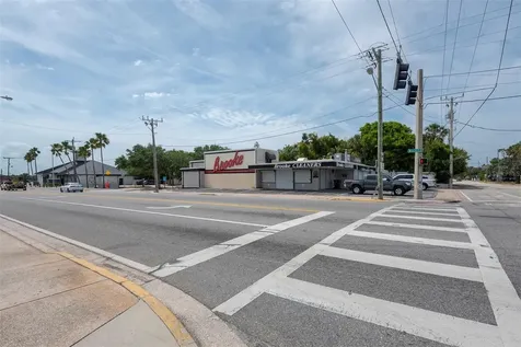 133 Main Street E Daytona Beach FL 32118