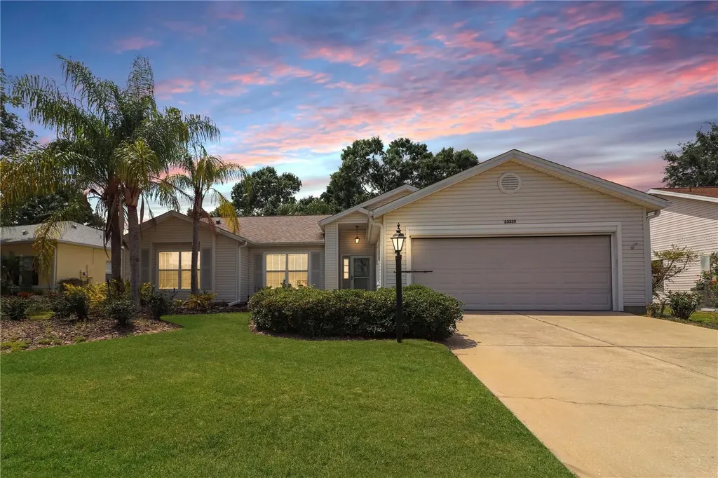 25339 Crestwater Drive Leesburg FL 34748