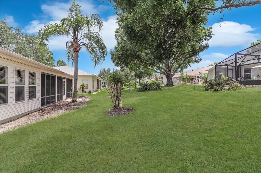 25339 Crestwater Drive Leesburg FL 34748
