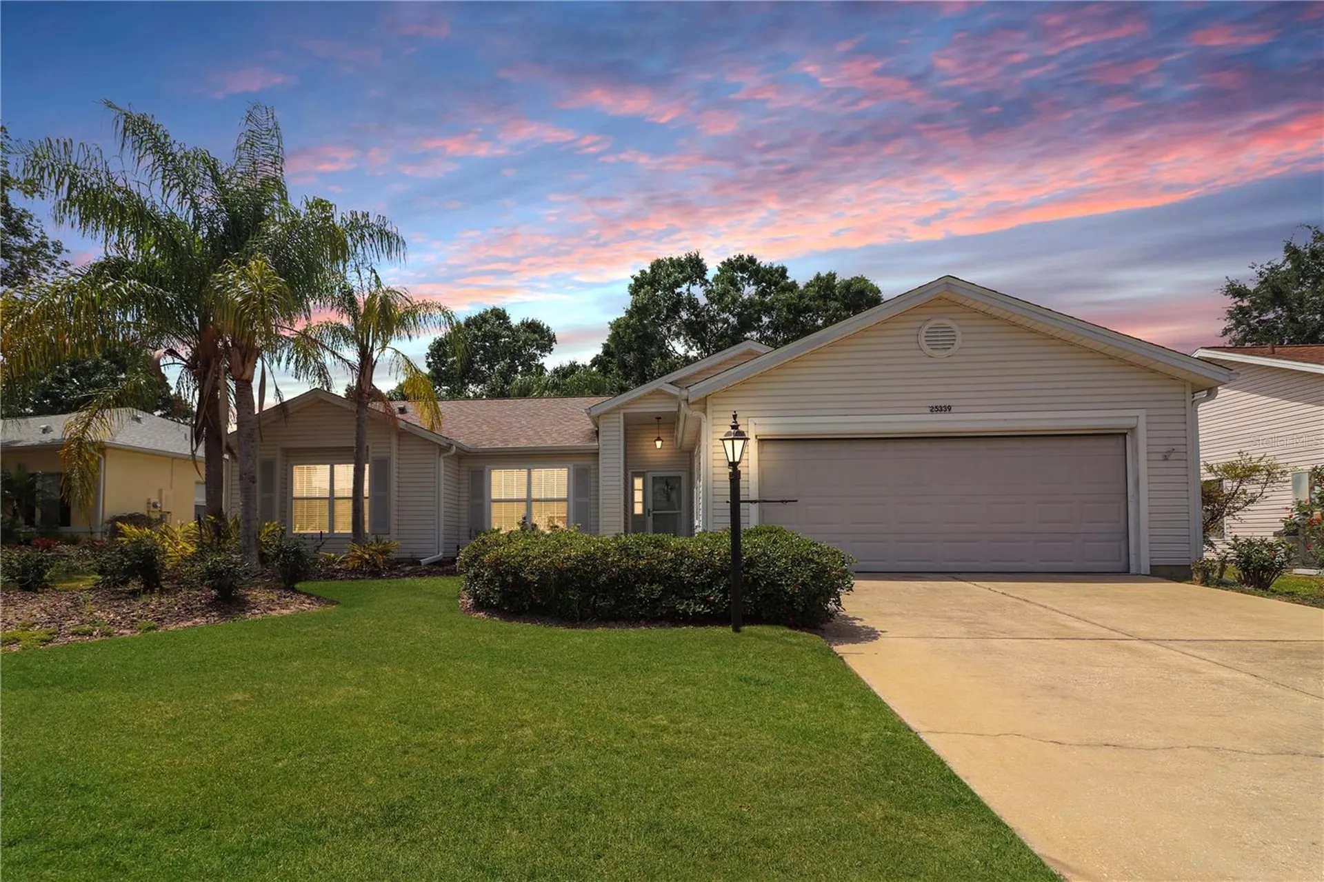25339 Crestwater Drive Leesburg FL 34748
