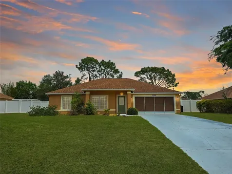 10235 Summer Elm Avenue Clermont FL 34711