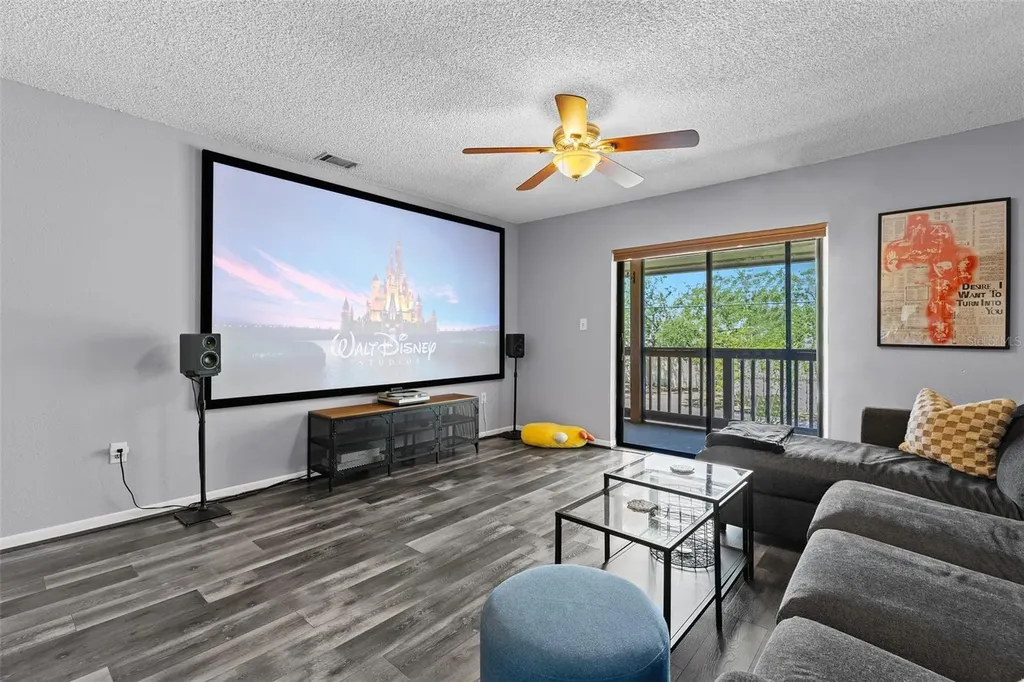 3709 Greenery Court Tampa FL 33618