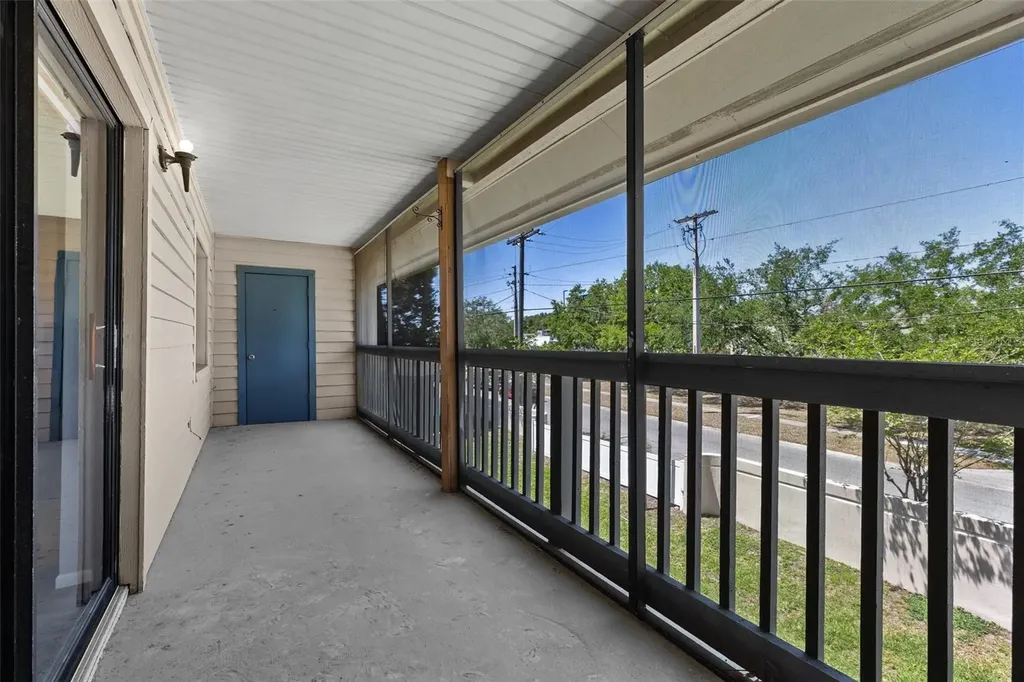 3709 Greenery Court Tampa FL 33618