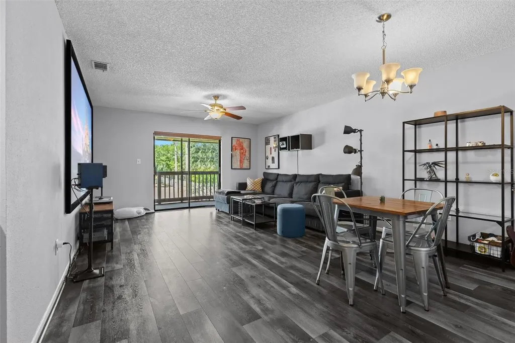 3709 Greenery Court Tampa FL 33618