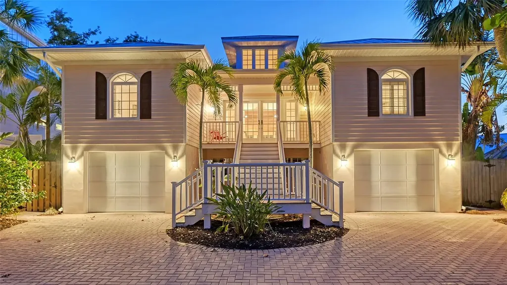 5024 Commonwealth Drive Sarasota FL 34242
