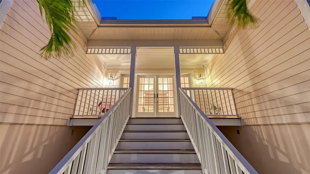 5024 Commonwealth Drive Sarasota FL 34242