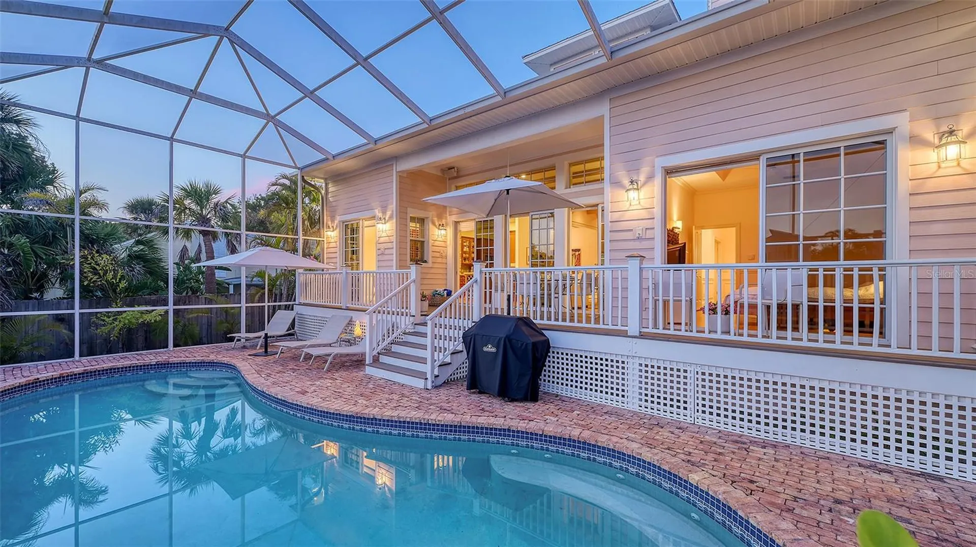 5024 Commonwealth Drive Sarasota FL 34242