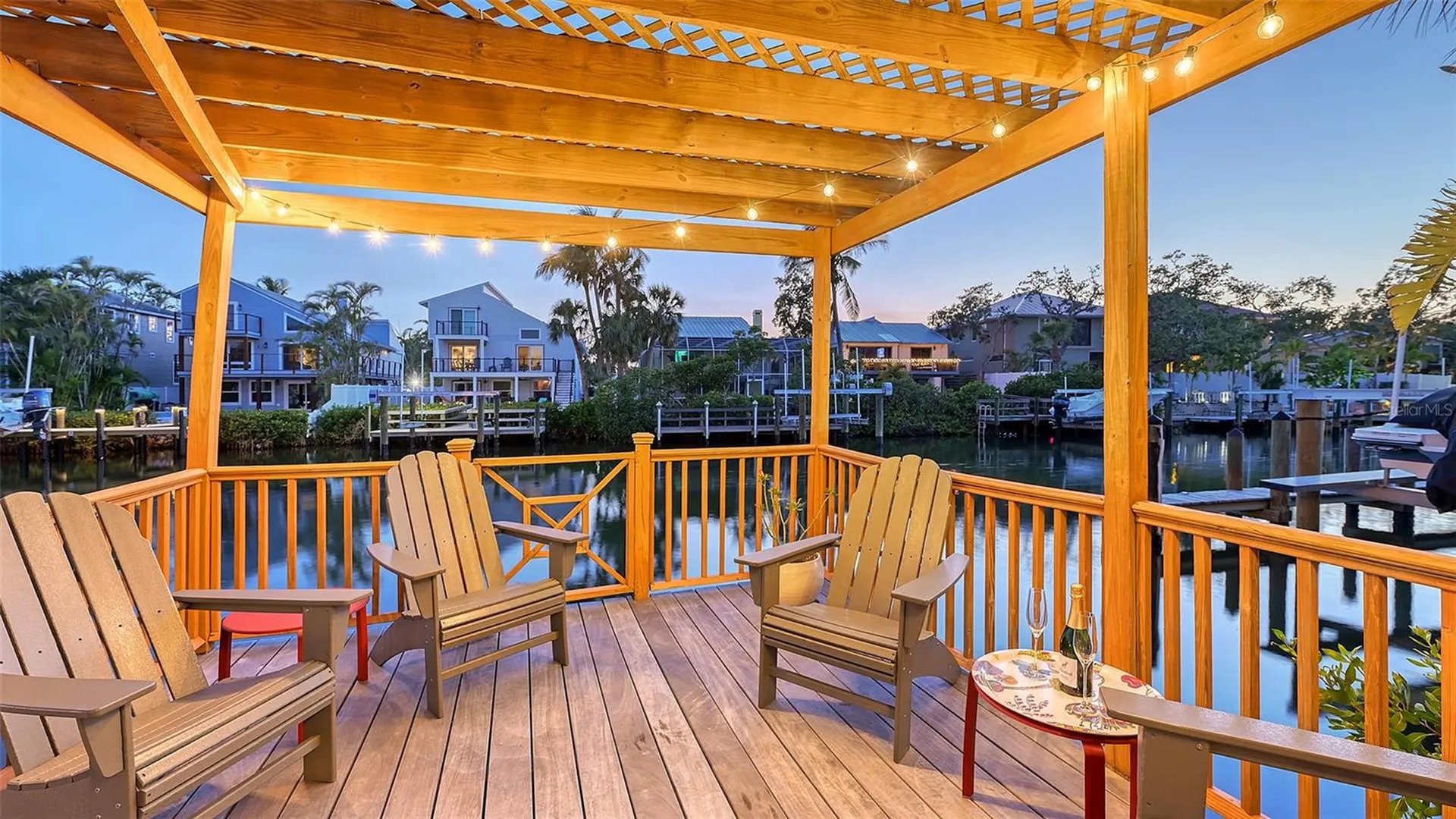 5024 Commonwealth Drive Sarasota FL 34242